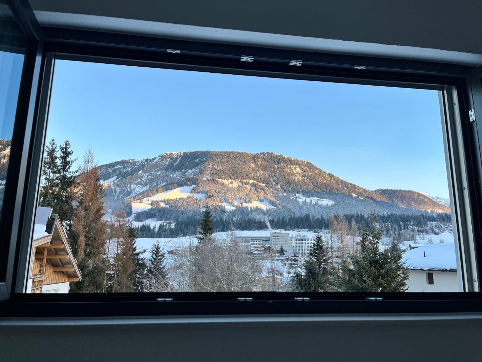 Mountain Chalet Файбербрун Екстериор снимка